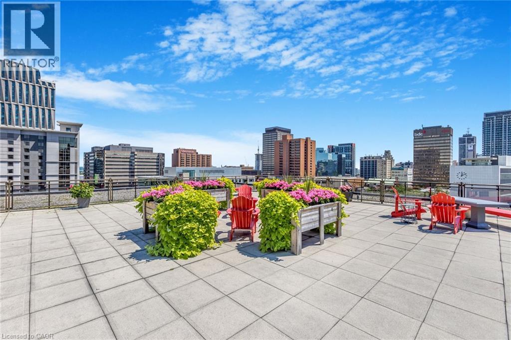 Photo 17 of 66 Bay Street S Unit 401, Hamilton ON