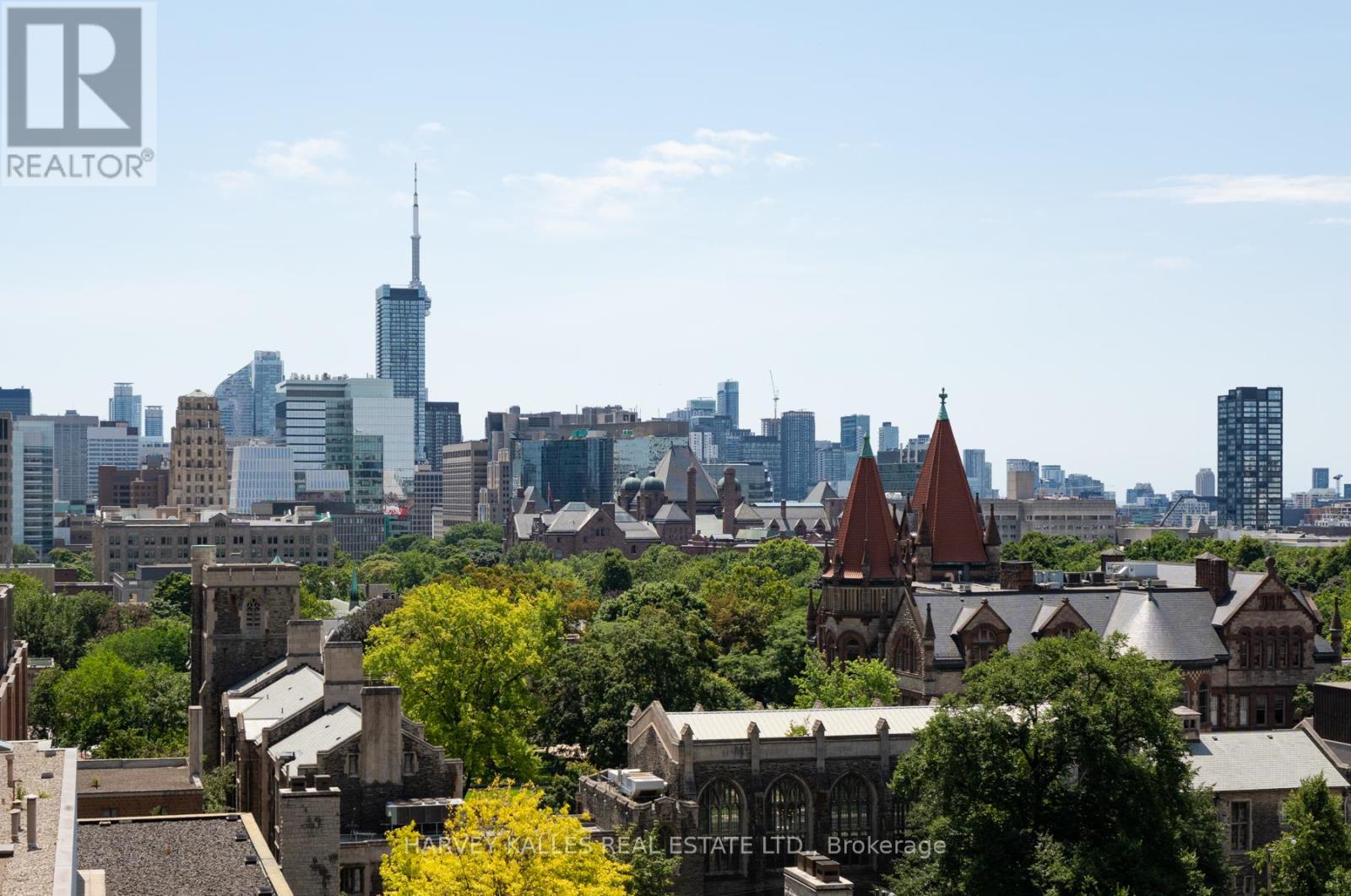 Photo 17 of 9 A 22 St Thomas Street, Toronto ON