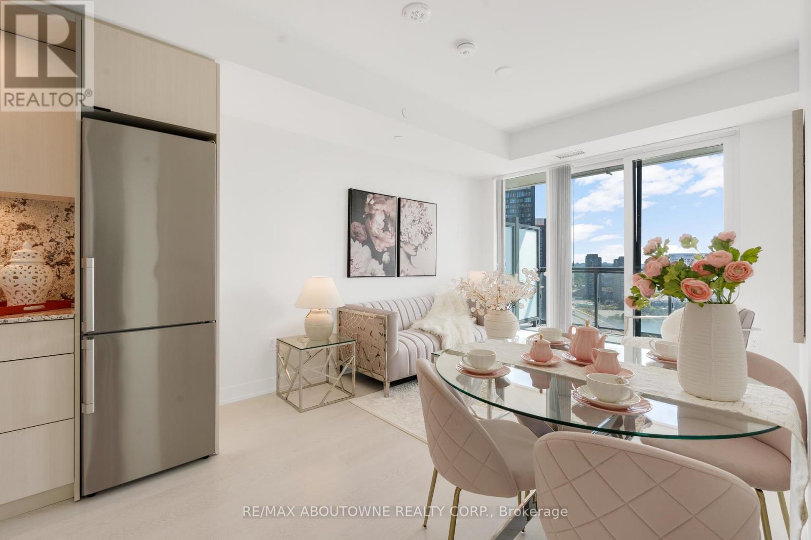Photo 18 of 2608 30 Inn On The Park Drive, Toronto ON