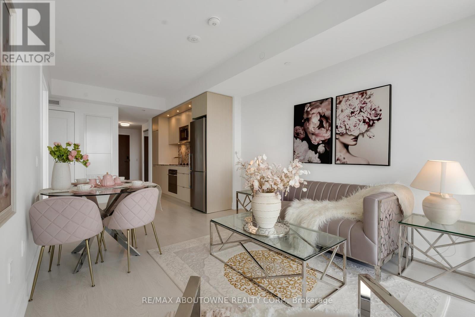 Photo 9 of 2608 30 Inn On The Park Drive, Toronto ON
