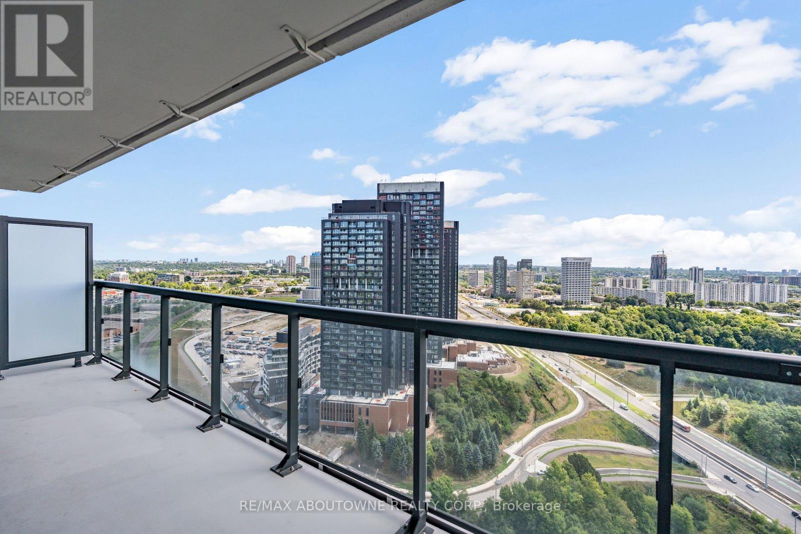 Photo 25 of 2608 30 Inn On The Park Drive, Toronto ON