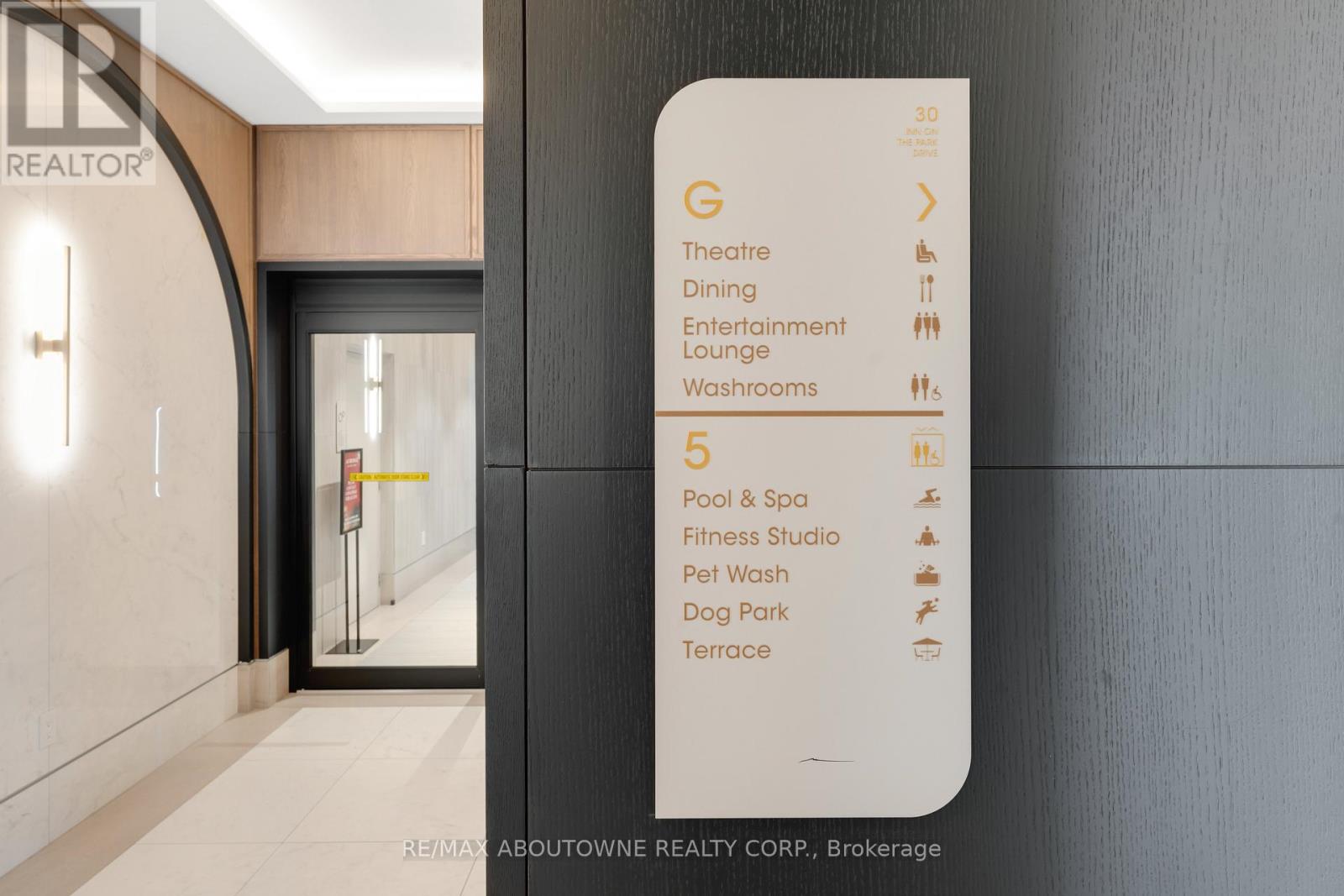 Photo 15 of 2608 30 Inn On The Park Drive, Toronto ON
