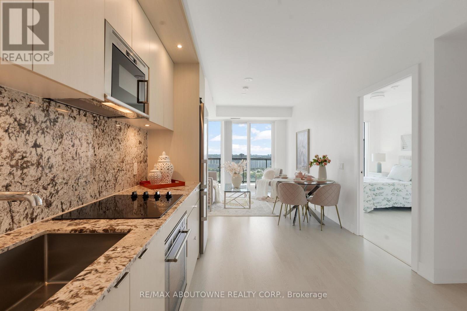 Photo 17 of 2608 30 Inn On The Park Drive, Toronto ON