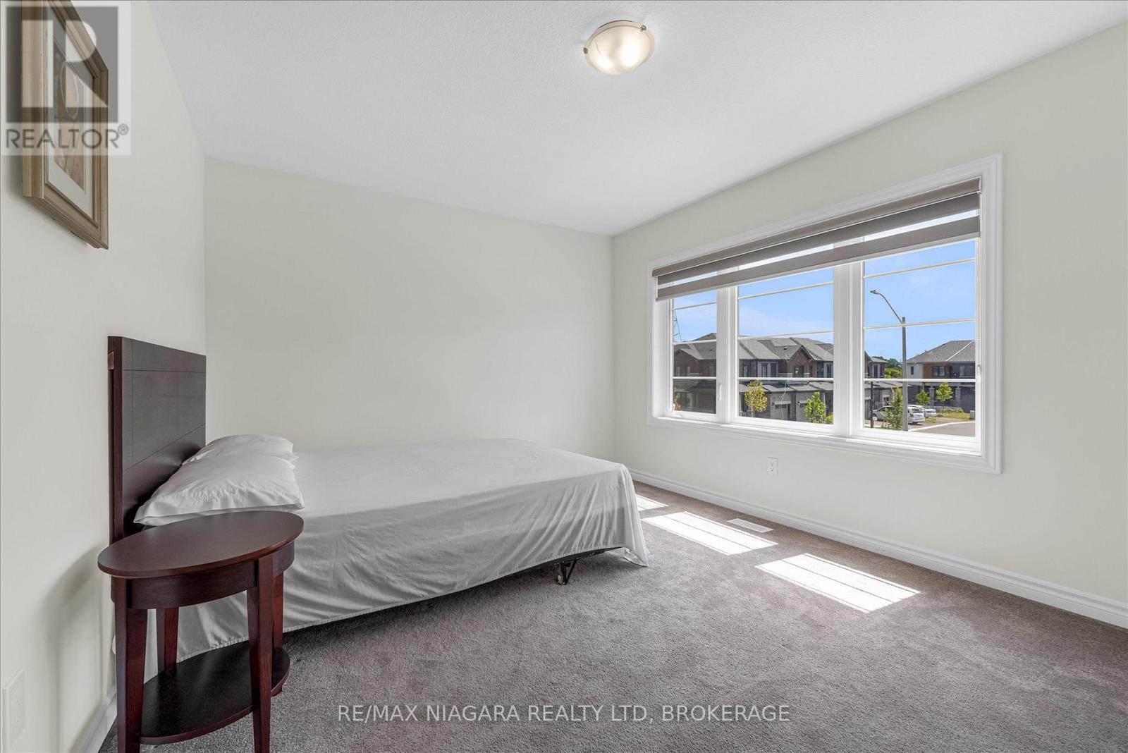 Photo 26 of 22 Peach Street, Thorold ON