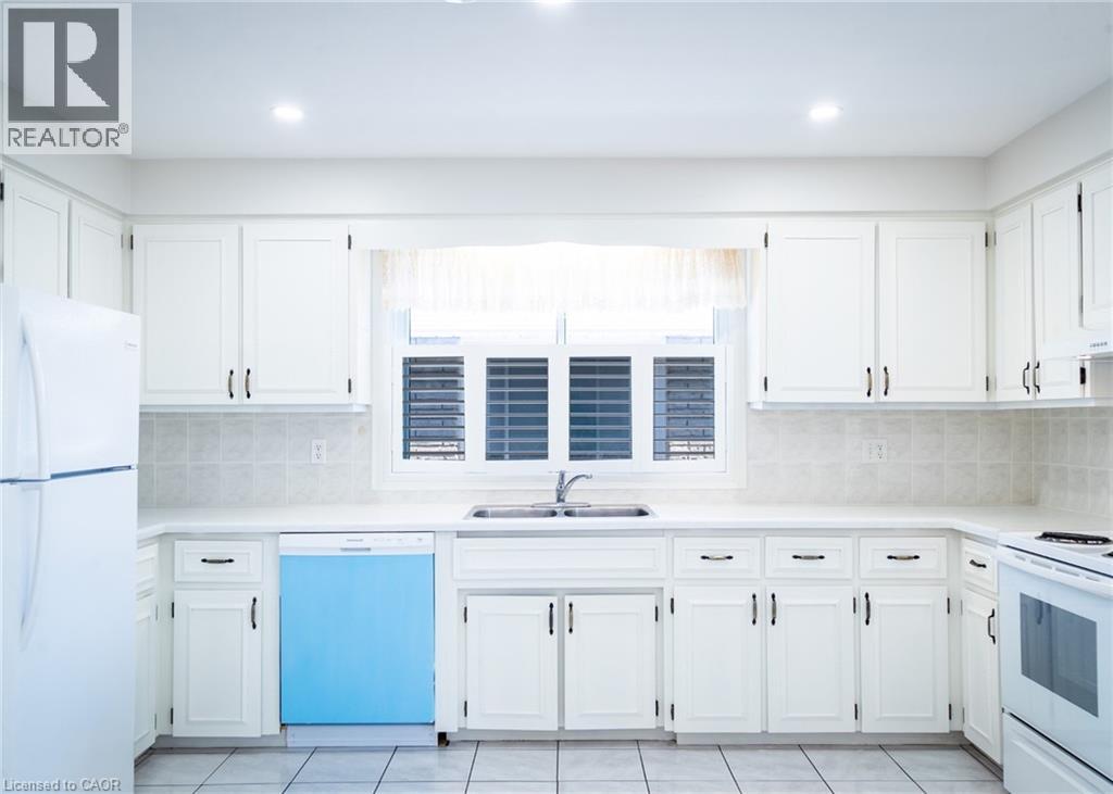 Photo 1 of 241 Green Road Unit Upper, Hamilton ON