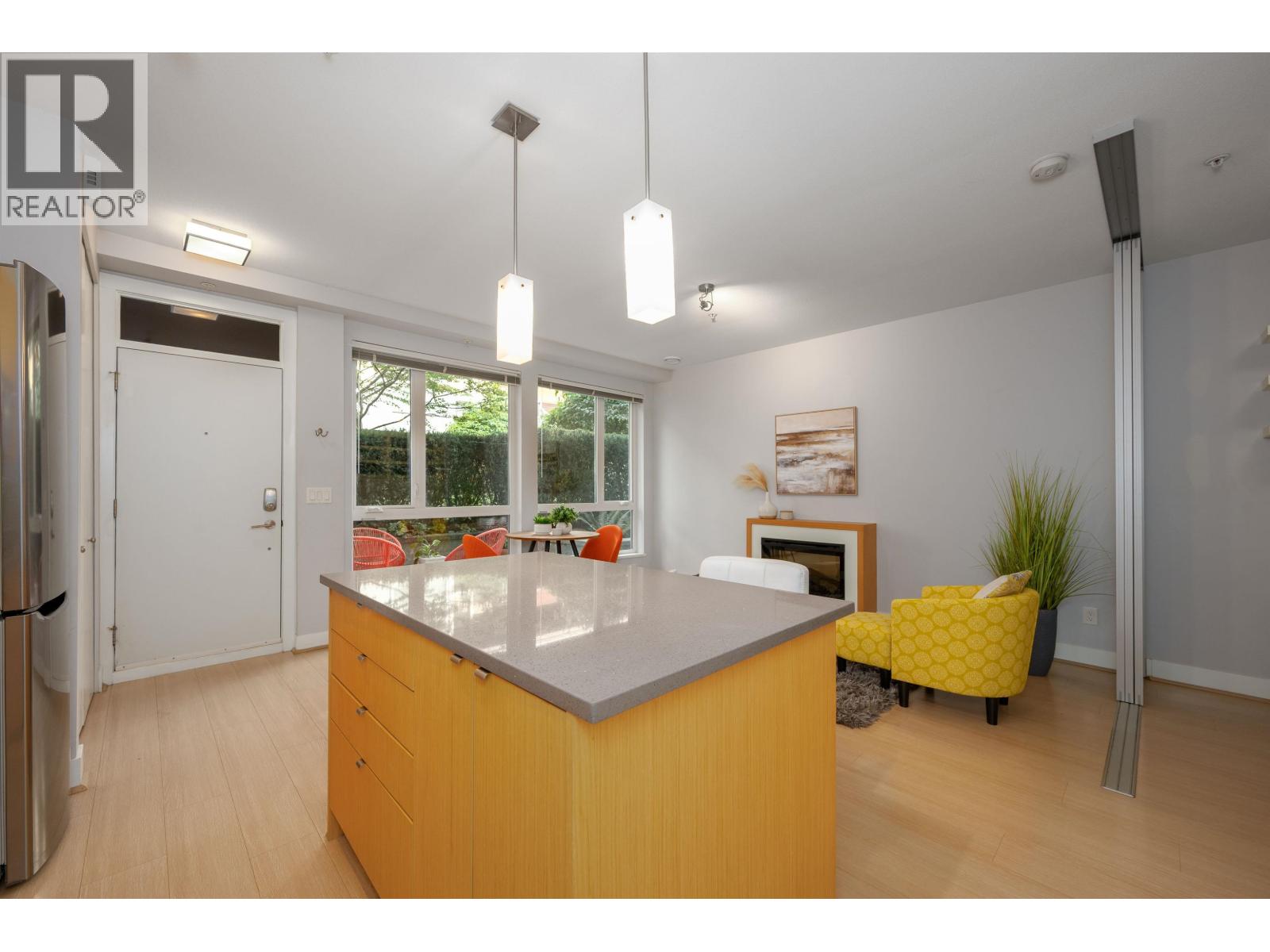 Photo 13 of 115 735 W 15th Street, North Vancouver BC