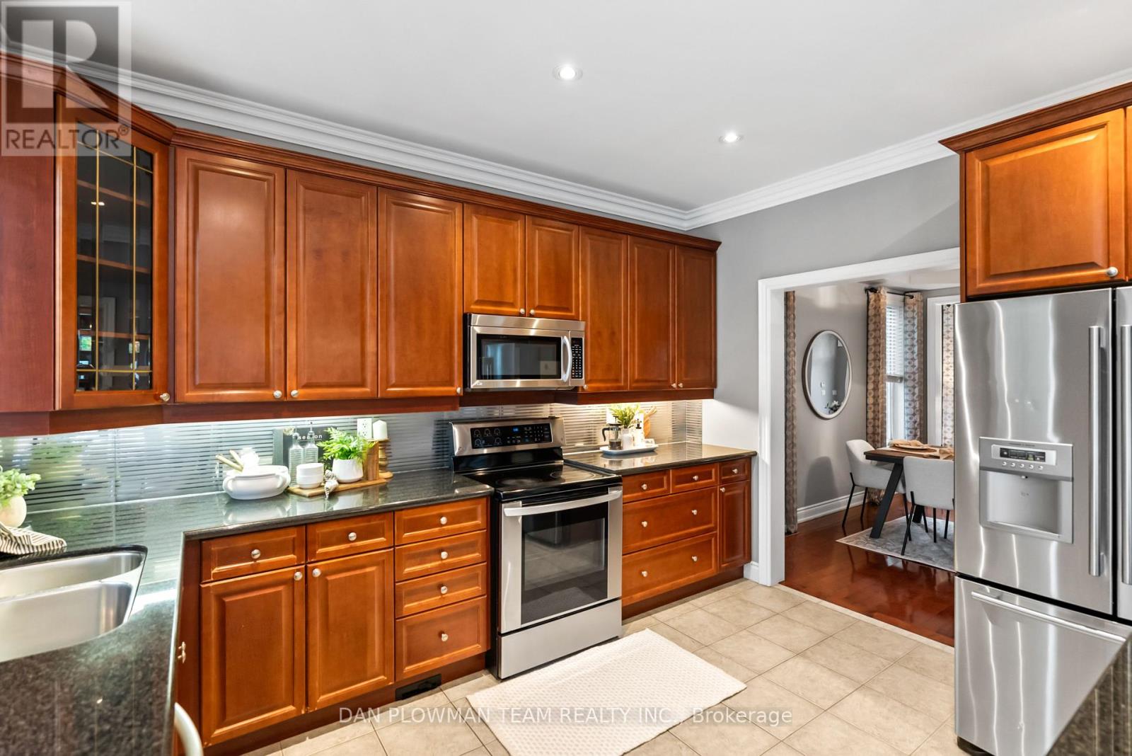 Photo 12 of 1071 Copperfield Drive, Oshawa ON