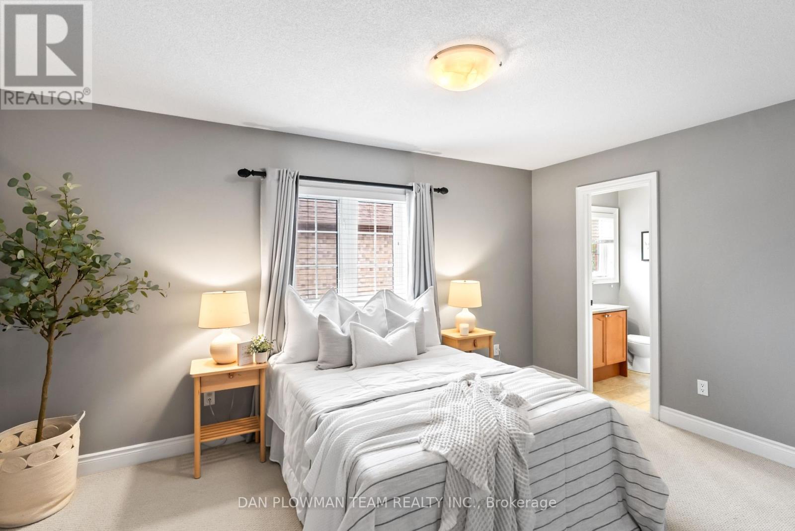 Photo 36 of 1071 Copperfield Drive, Oshawa ON