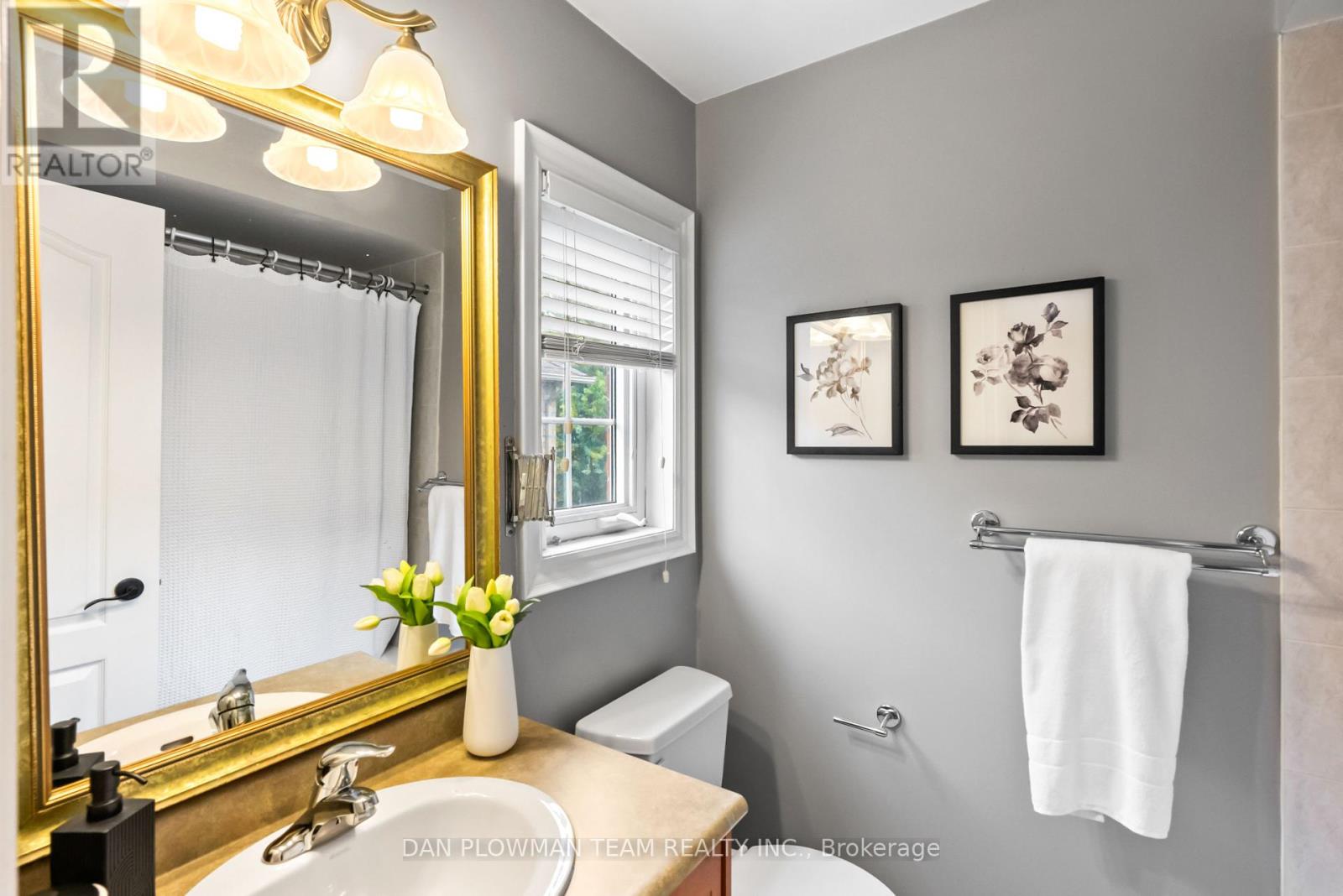 Photo 39 of 1071 Copperfield Drive, Oshawa ON