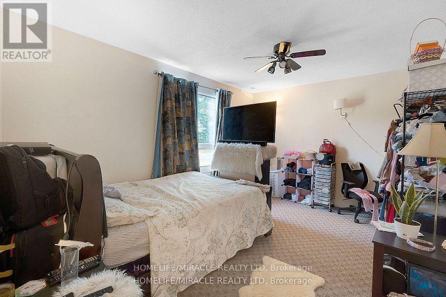 Photo 23 of 569 Veterans Road, Oshawa ON