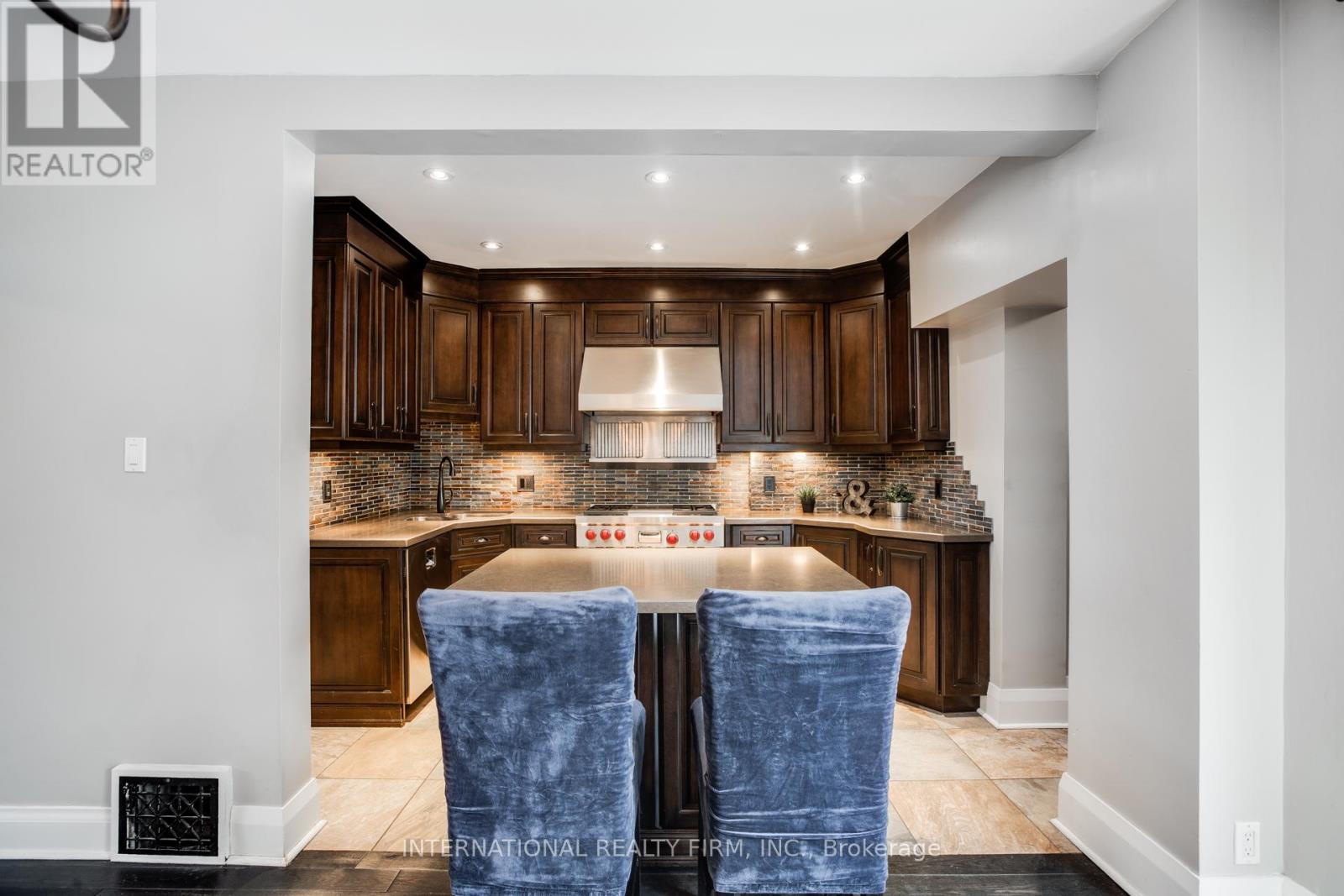 Photo 10 of 109 Monarch Park Avenue, Toronto ON