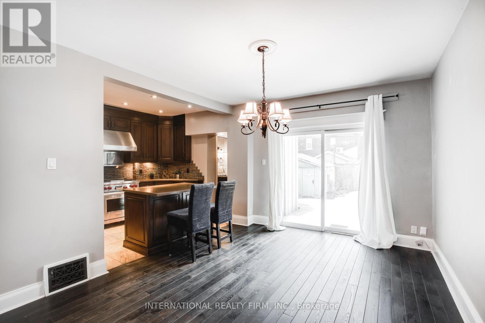 Photo 16 of 109 Monarch Park Avenue, Toronto ON