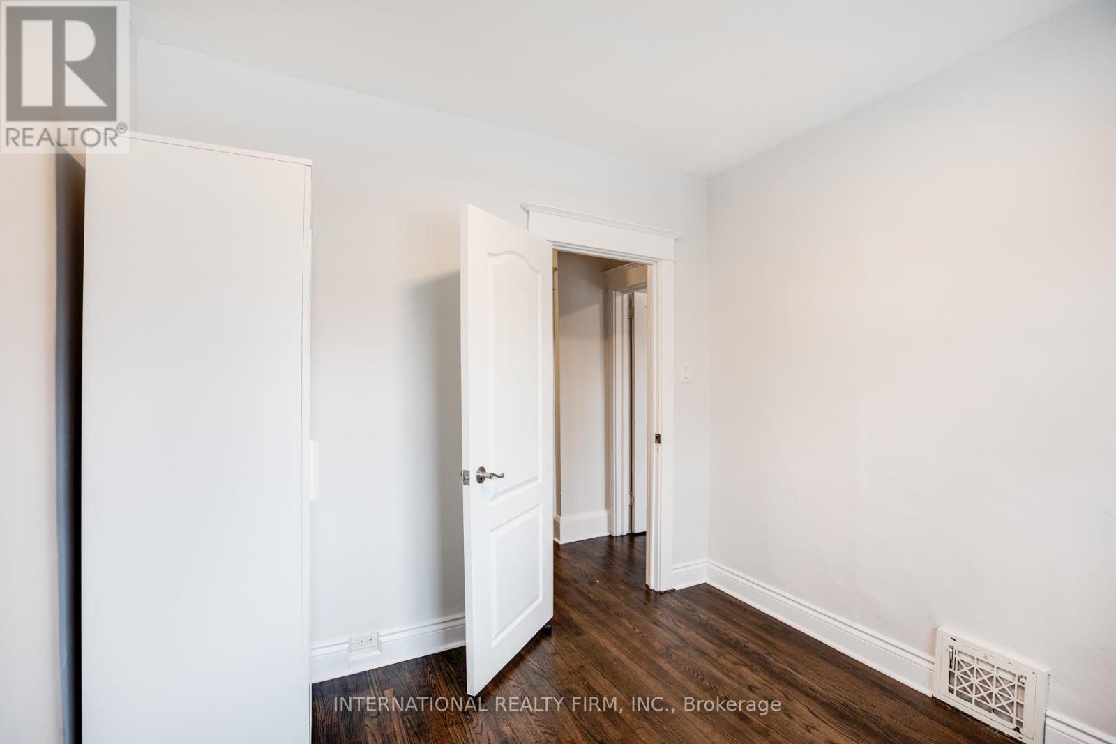 Photo 27 of 109 Monarch Park Avenue, Toronto ON