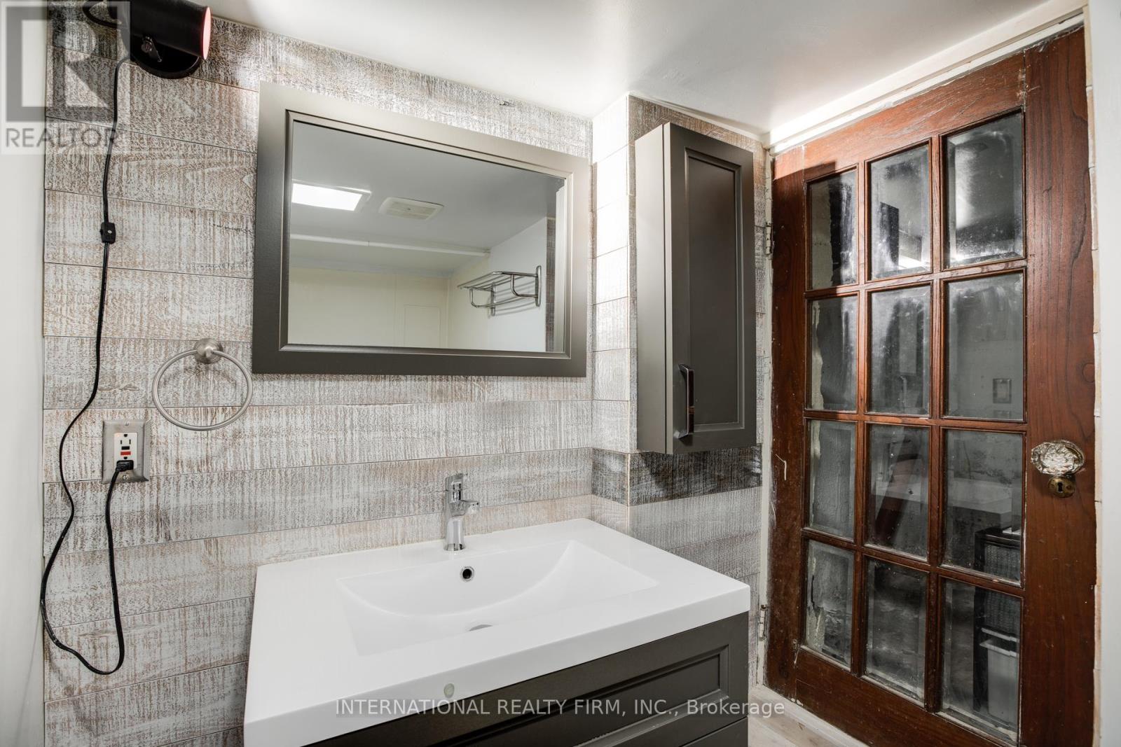 Photo 48 of 109 Monarch Park Avenue, Toronto ON