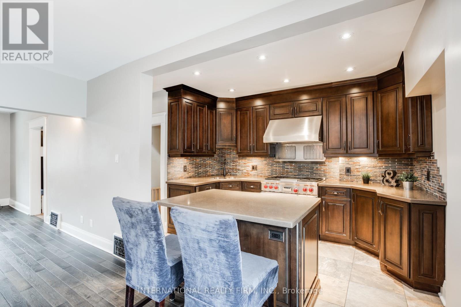 Photo 7 of 109 Monarch Park Avenue, Toronto ON