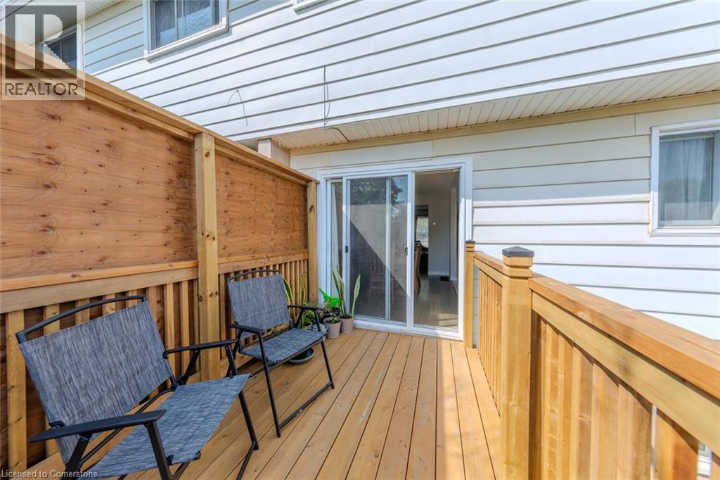 Photo 31 of 56 Raleigh Court, Hamilton ON