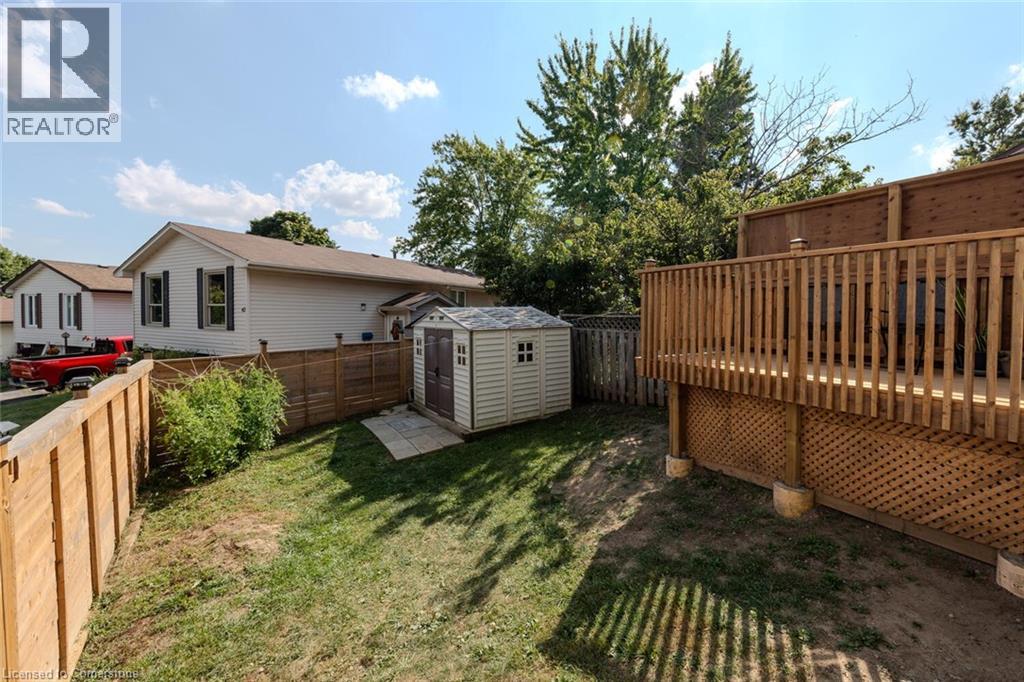 Photo 17 of 56 Raleigh Court, Hamilton ON