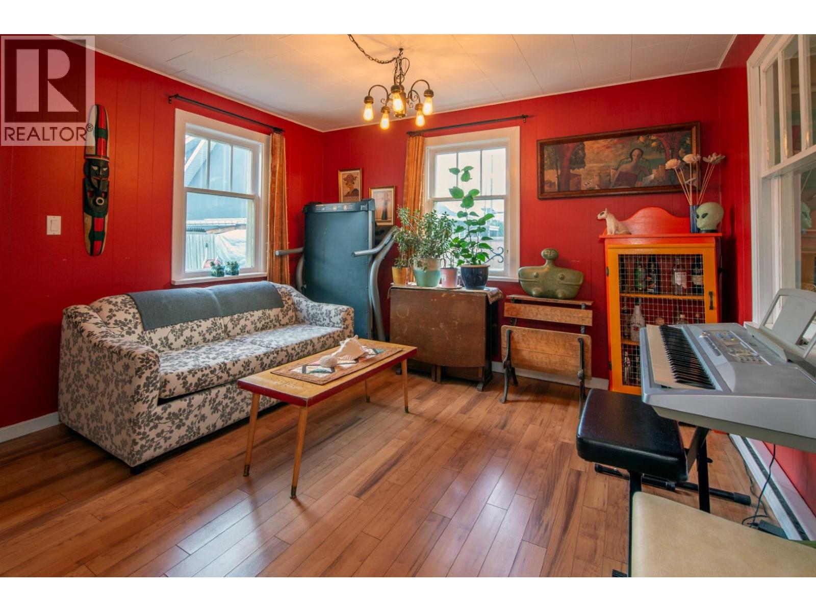  1233 Ethel Street, Kelowna
