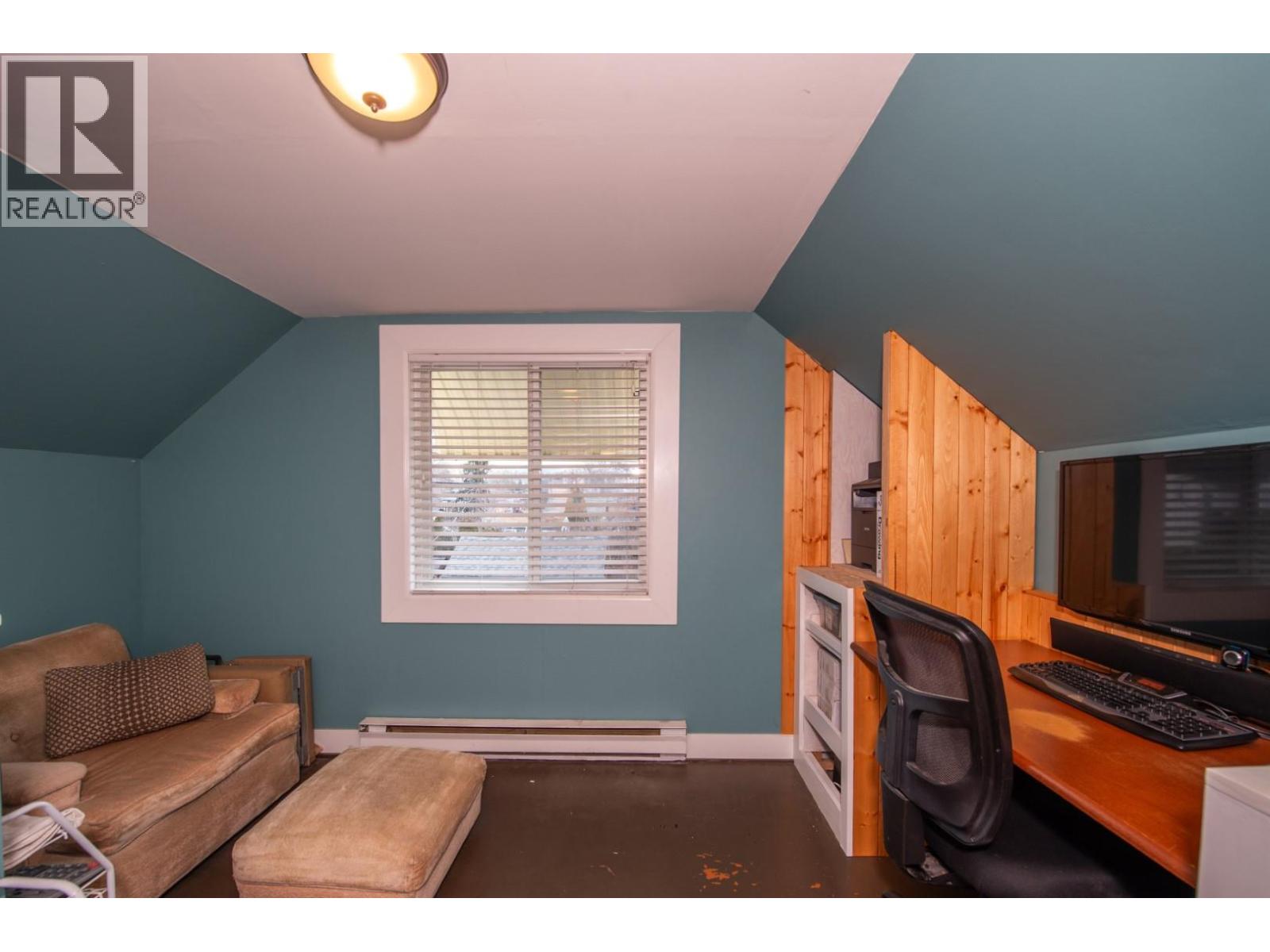  1233 Ethel Street, Kelowna