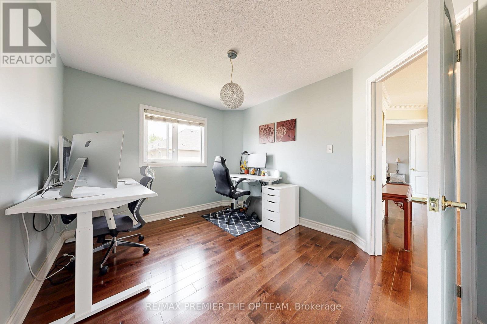 Photo 31 of 59 Rossi Drive, Vaughan ON
