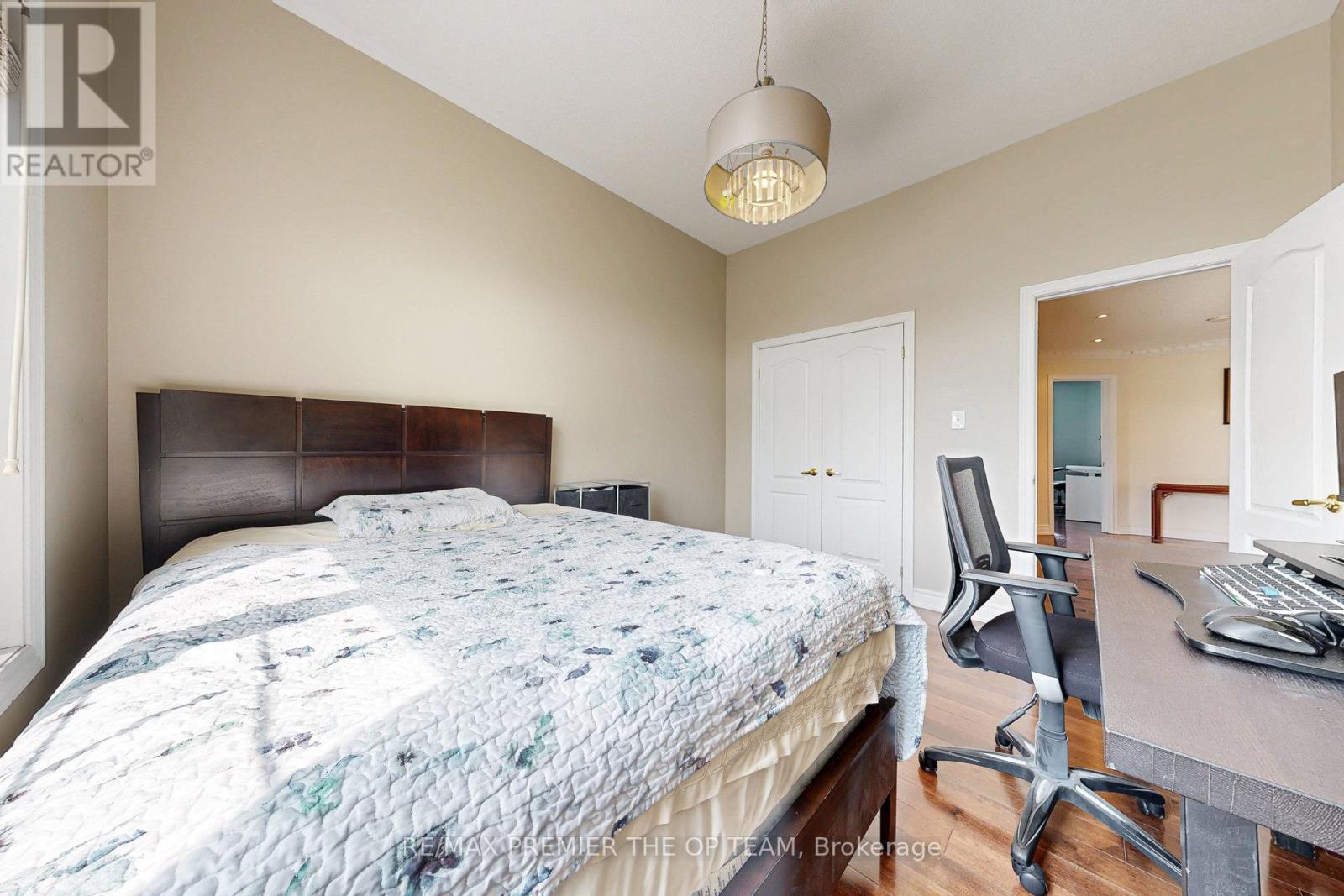 Photo 40 of 59 Rossi Drive, Vaughan ON