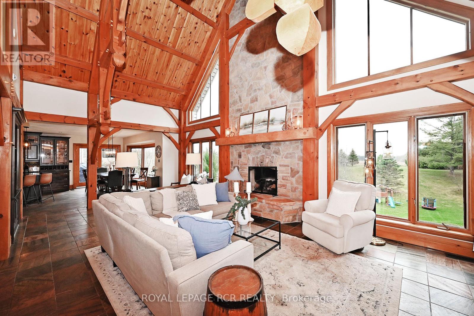 Photo 24 of 3327 9 Line, Bradford West Gwillimbury ON