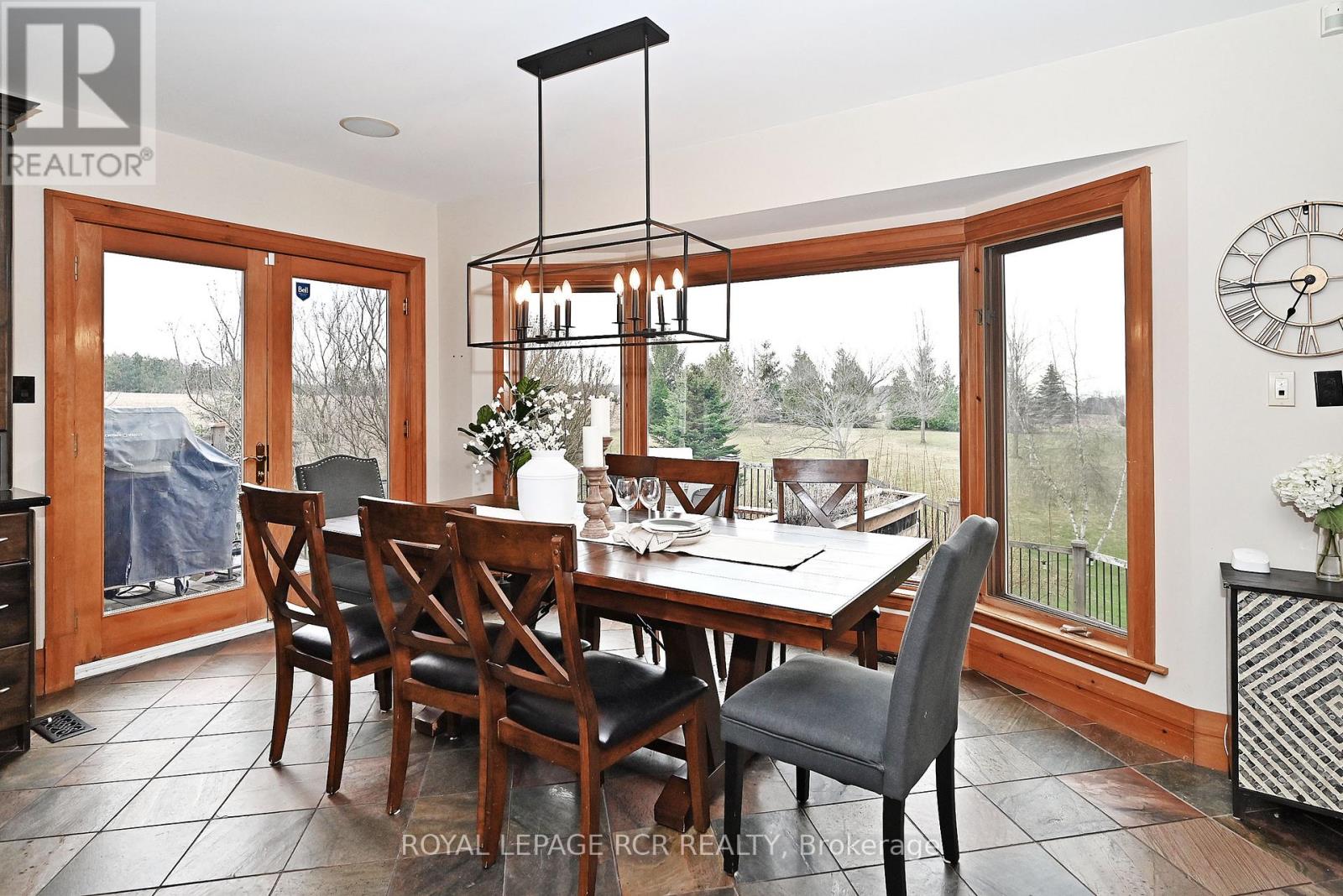 Photo 28 of 3327 9 Line, Bradford West Gwillimbury ON