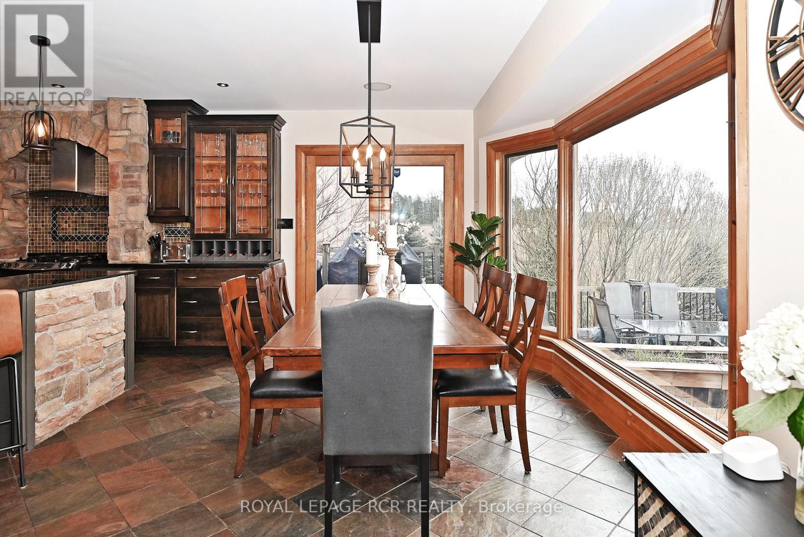 Photo 46 of 3327 9 Line, Bradford West Gwillimbury ON