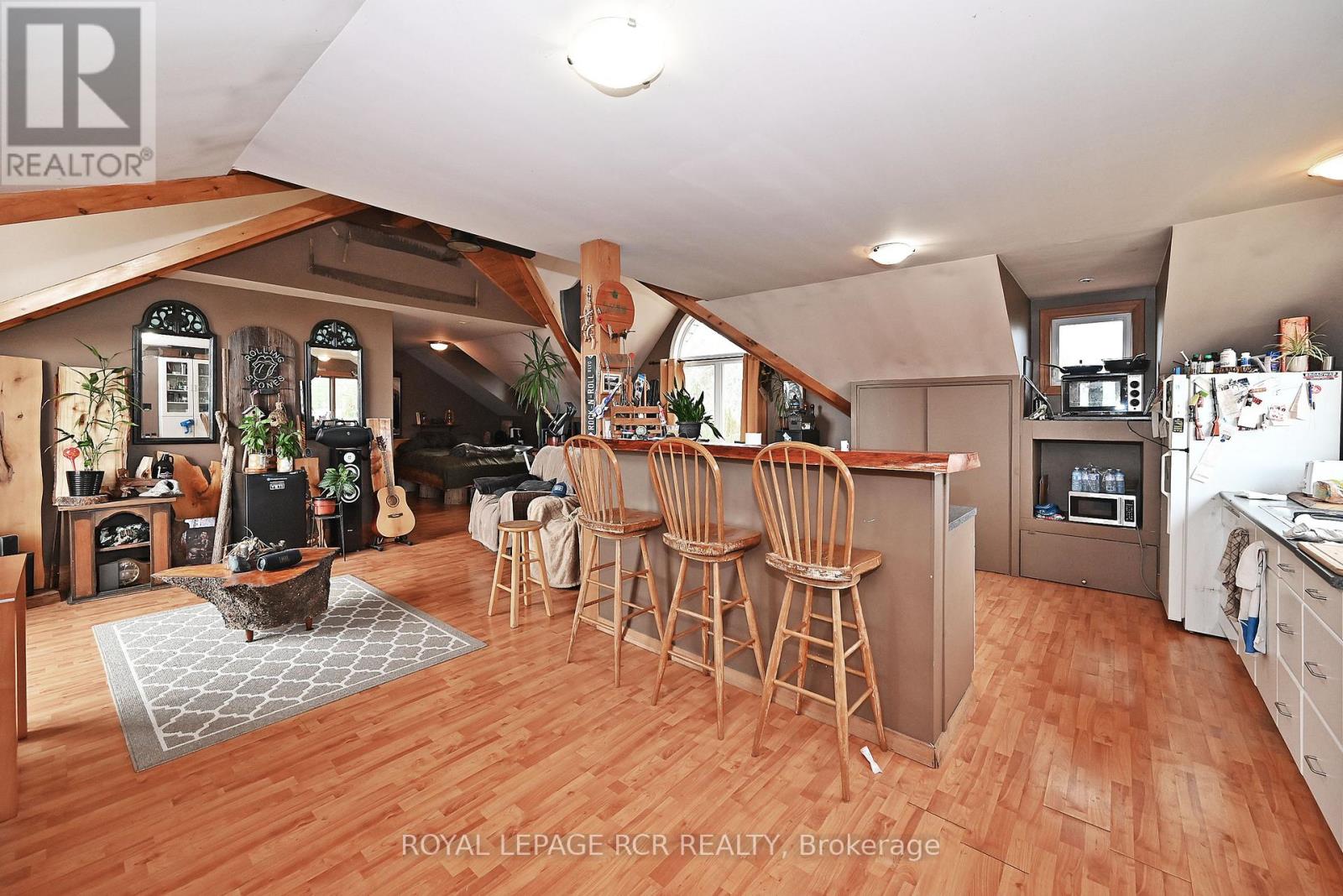 Photo 40 of 3327 9 Line, Bradford West Gwillimbury ON
