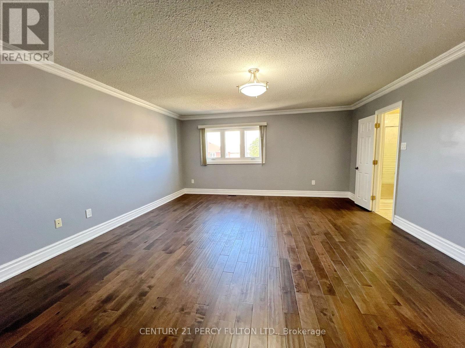 Photo 18 of Upper 63 Mindy Crescent, Markham ON