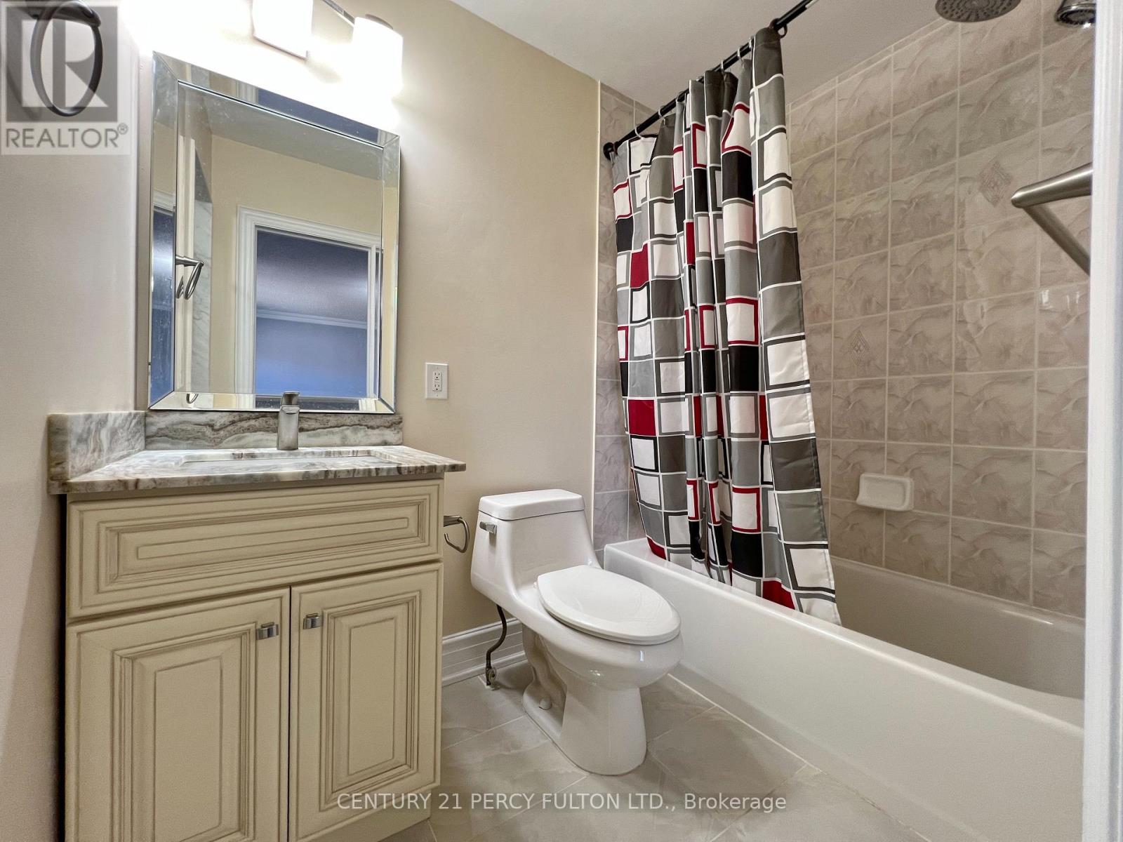 Photo 24 of Upper 63 Mindy Crescent, Markham ON