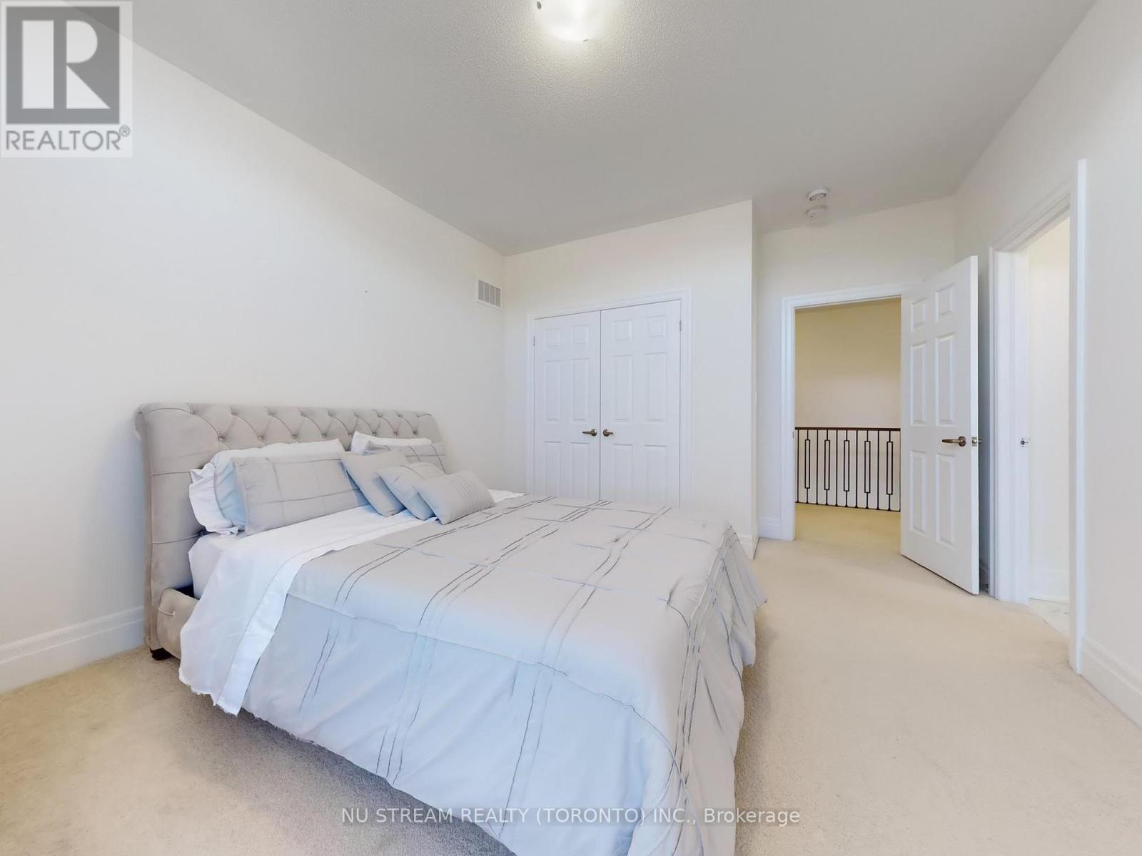 Photo 26 of 2 Pietrowski Drive, Georgina ON