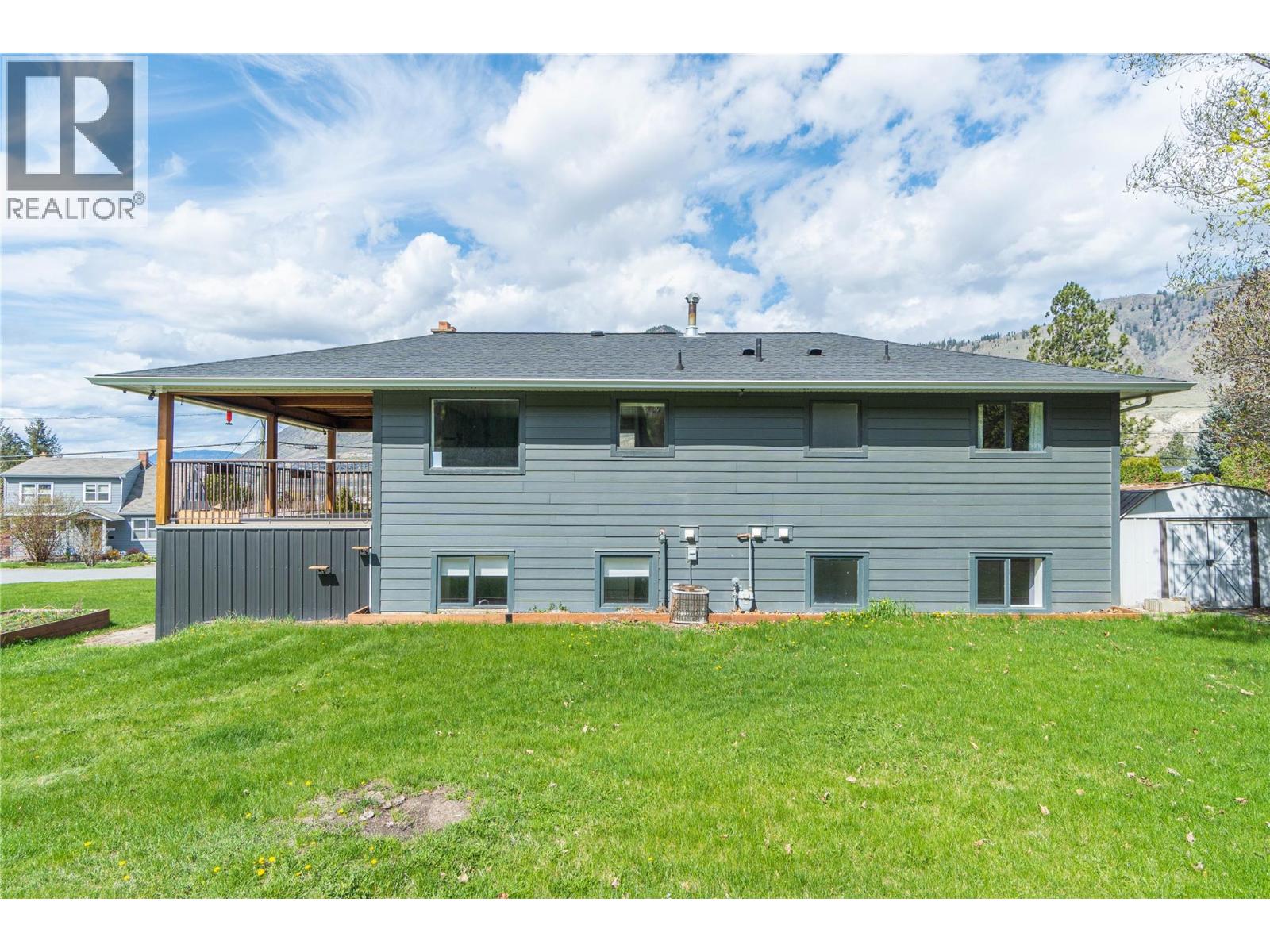 Photo 19 of 2125 Crescent Drive, Kamloops BC