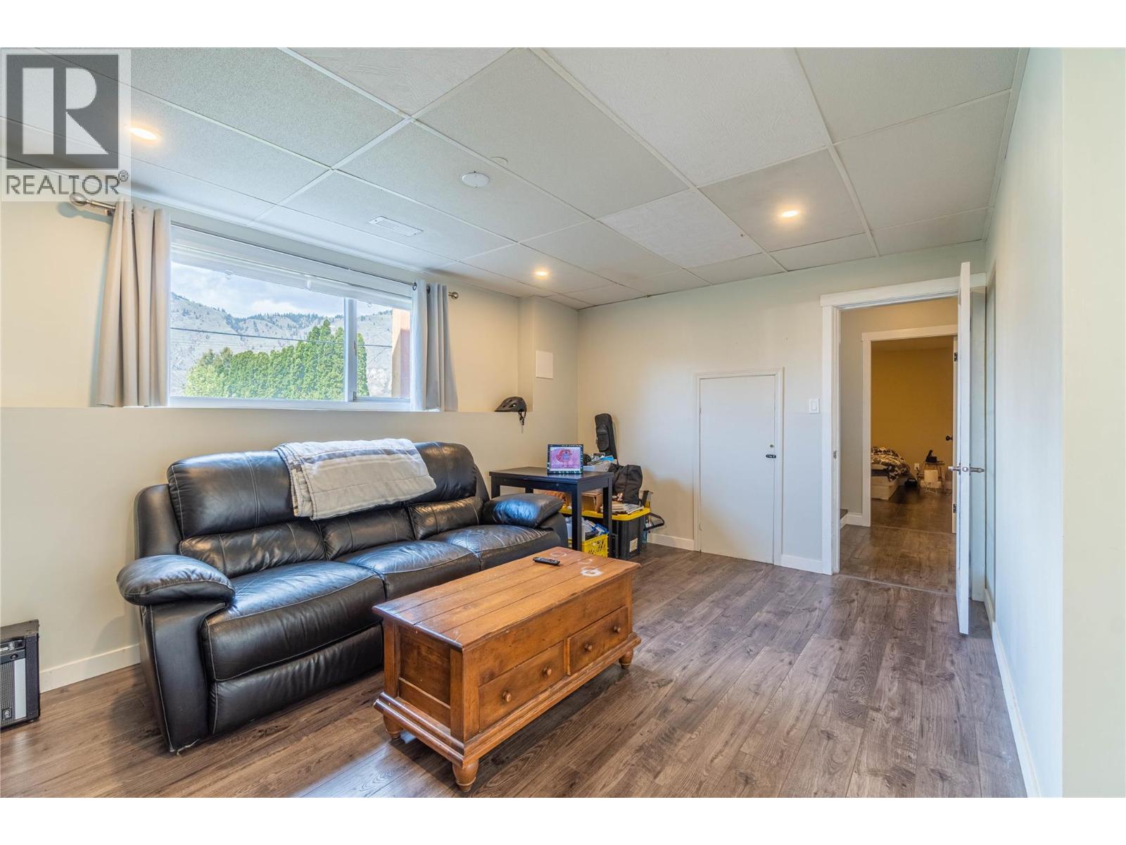 Photo 15 of 2125 Crescent Drive, Kamloops BC