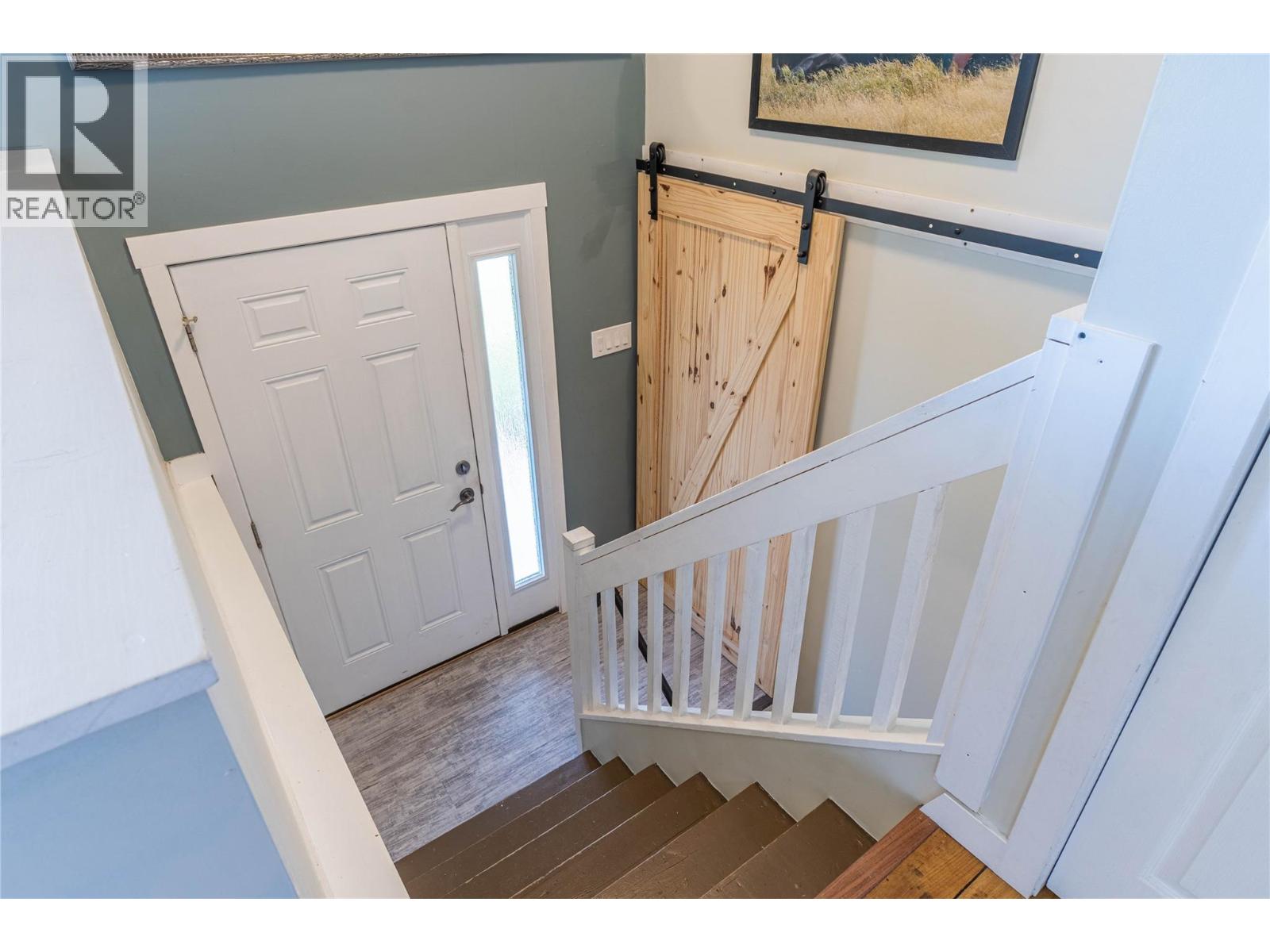 Photo 12 of 2125 Crescent Drive, Kamloops BC