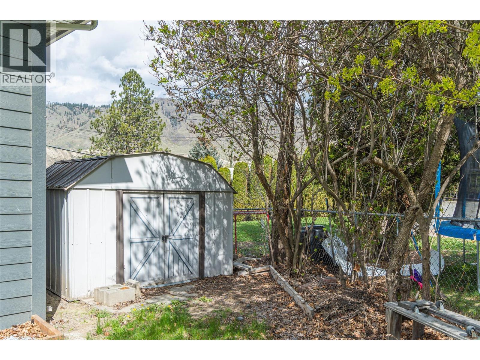Photo 21 of 2125 Crescent Drive, Kamloops BC