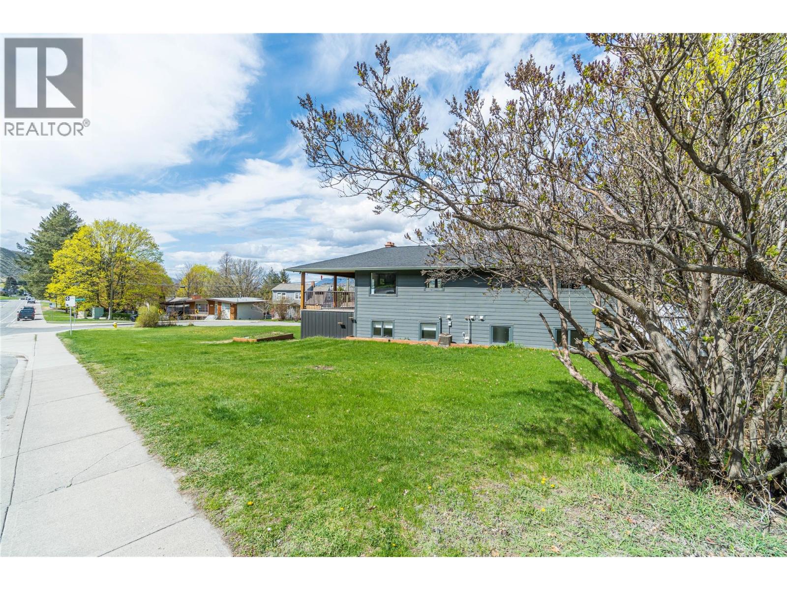 Photo 20 of 2125 Crescent Drive, Kamloops BC