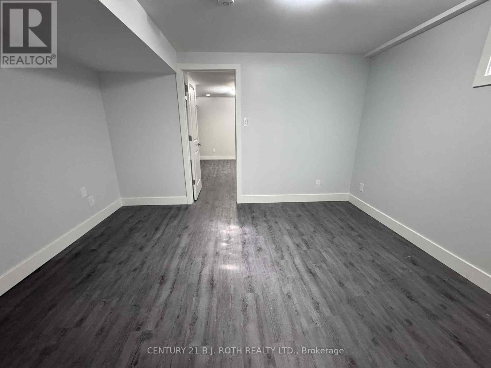 Single Family House for Sale in  IRWIN DRIVE Barrie (Northwest) 
