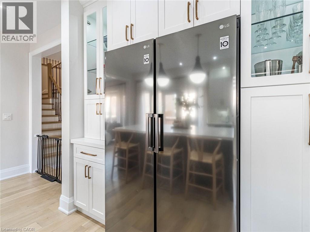 Photo 27 of 144 Bloomsbury Avenue, Brampton ON