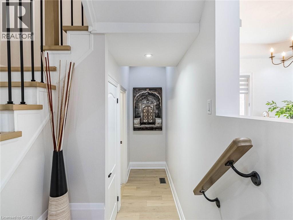 Photo 44 of 144 Bloomsbury Avenue, Brampton ON