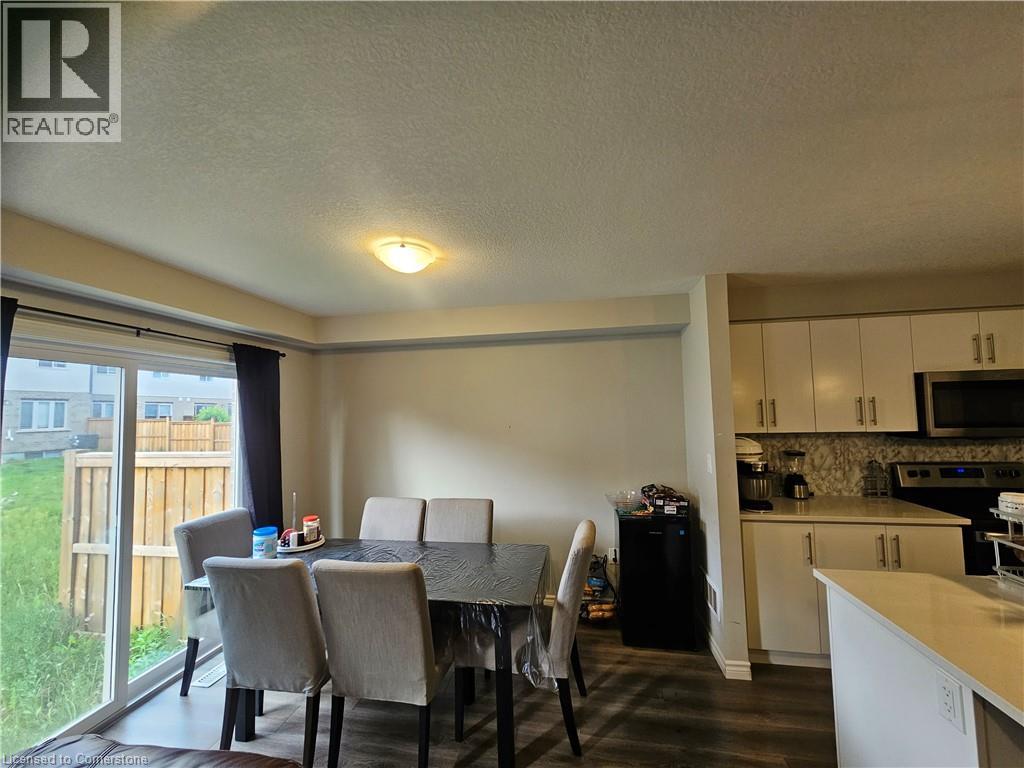 Photo 18 of 37 Munch Avenue, Cambridge ON