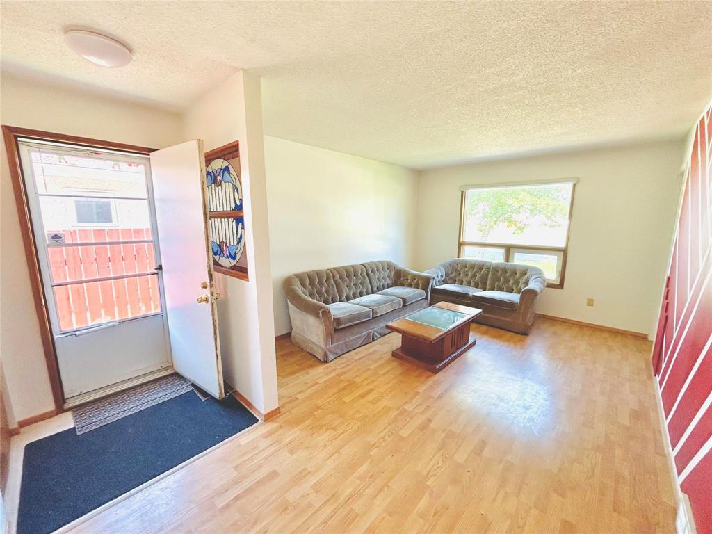 Photo 17 of 1584 Leila Avenue, Winnipeg MB