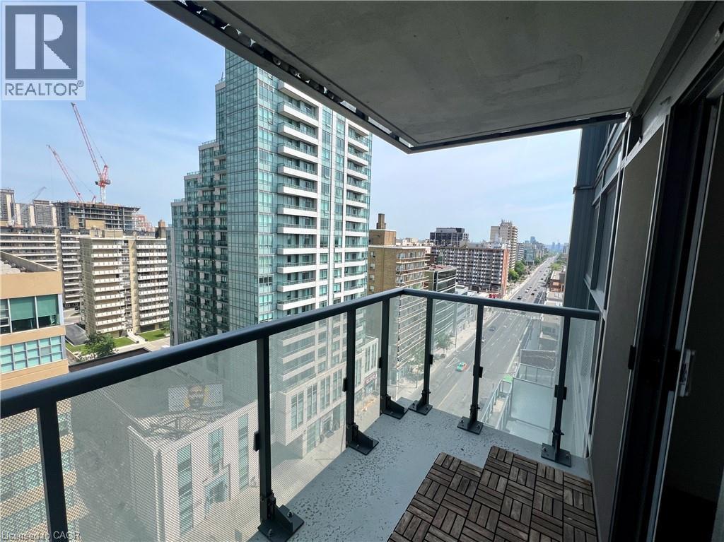 Photo 8 of 125 Redpath Avenue Unit 1101, Toronto ON
