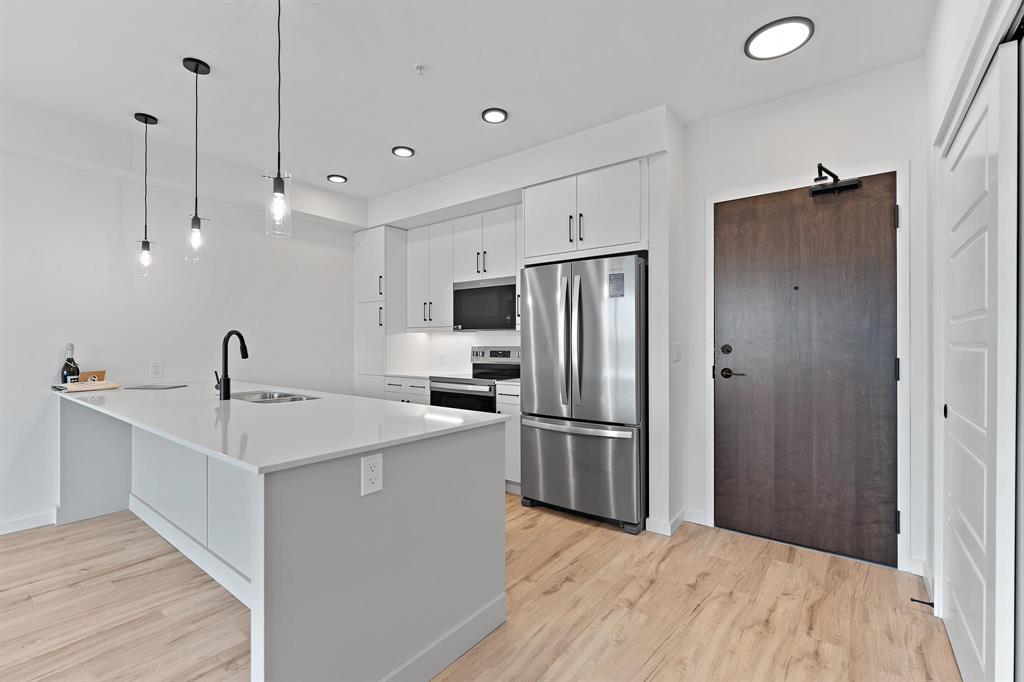 Photo 7 of 207 120 Sage Creek Boulevard, Winnipeg MB