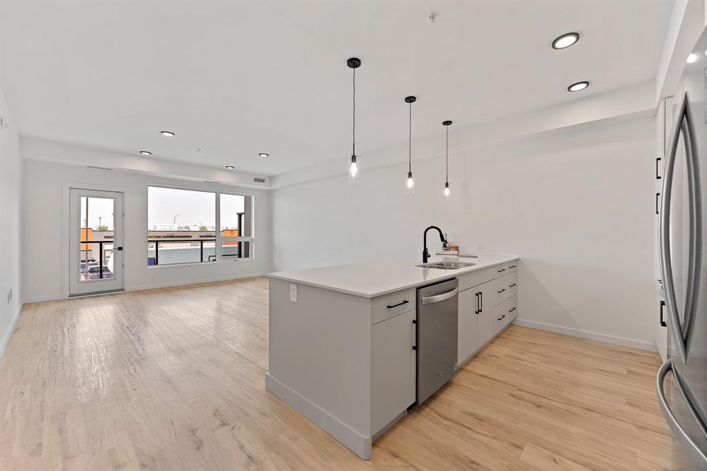 Photo 9 of 207 120 Sage Creek Boulevard, Winnipeg MB