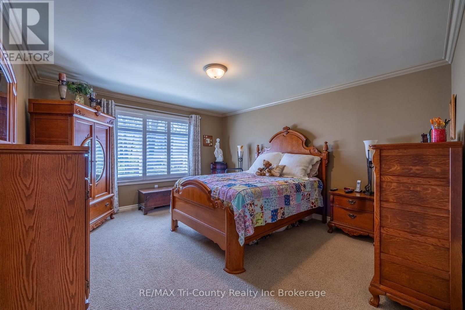 Photo 12 of 11 Woodside Drive, Tillsonburg ON