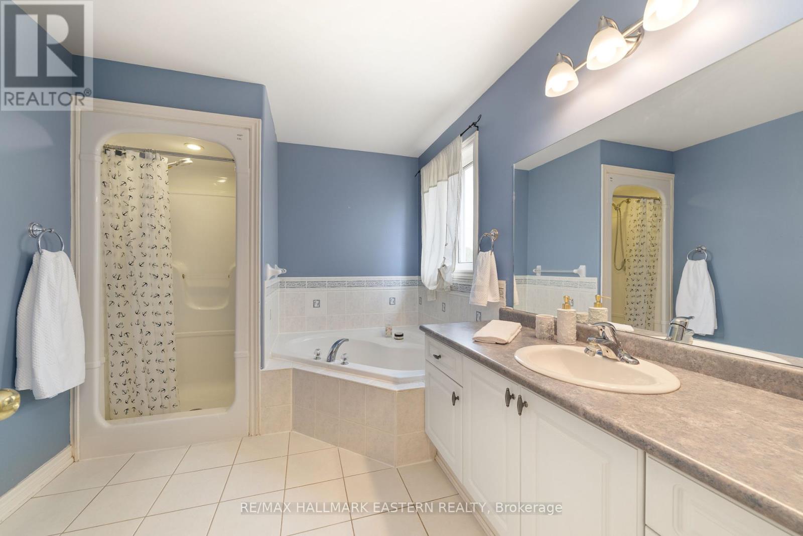 Photo 20 of 67 Sweetnam Drive, Kawartha Lakes ON