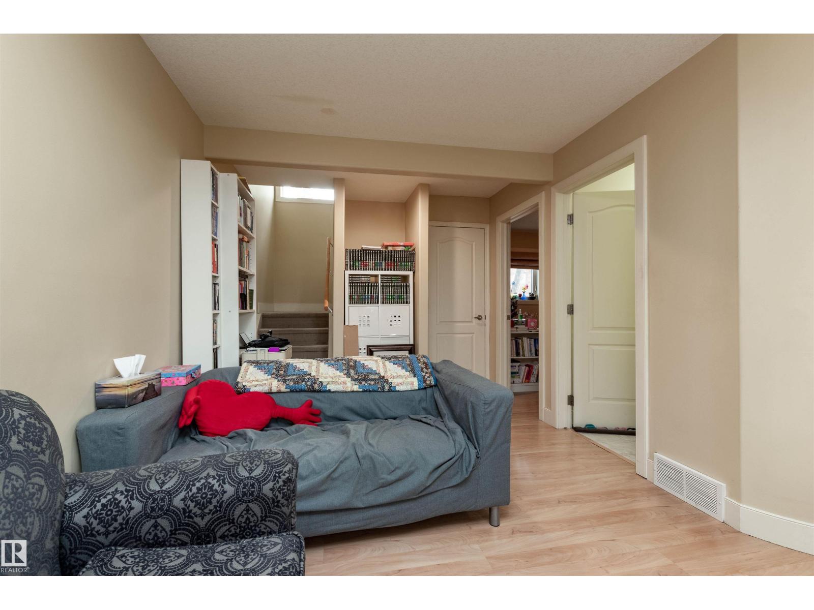 Photo 9 of 10651 68 Ave And 6711 107 Street Av Nw, Edmonton AB
