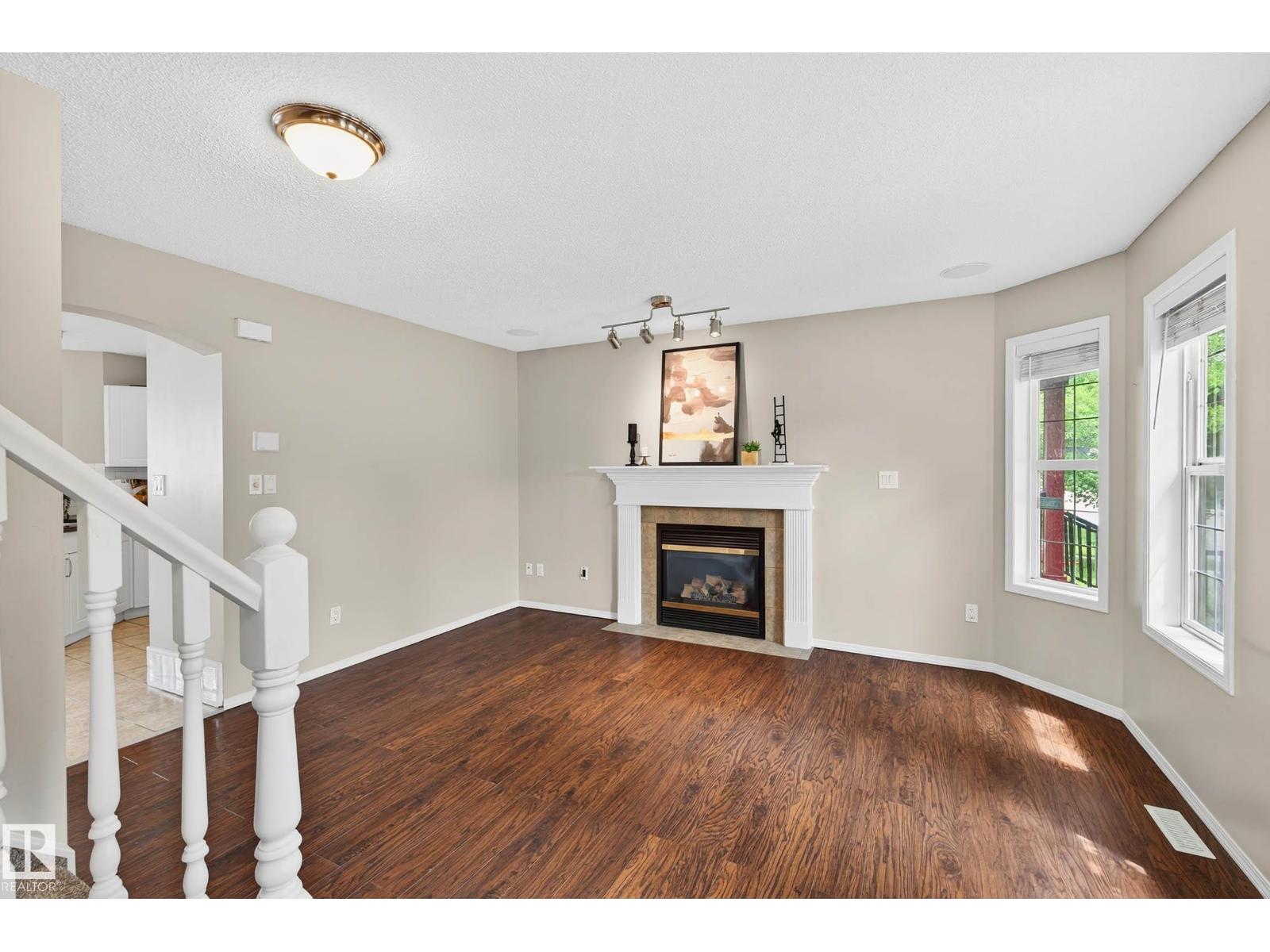 Photo 16 of 1338 Grant Wy Nw, Edmonton AB