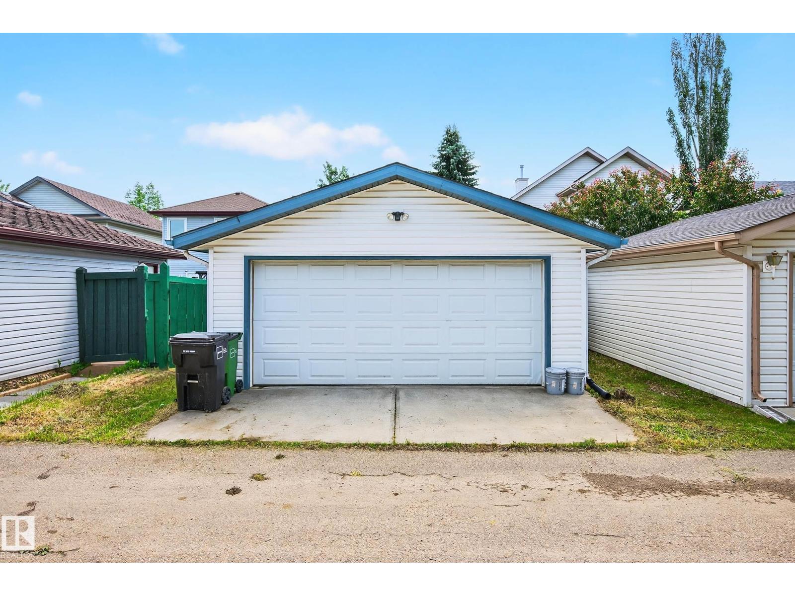 Photo 48 of 1338 Grant Wy Nw, Edmonton AB